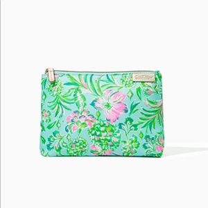 NWT Lilly Pulitzer Printed Pouch